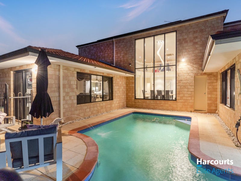 4 Venice Retreat, Warnbro, WA 6169 Property Details