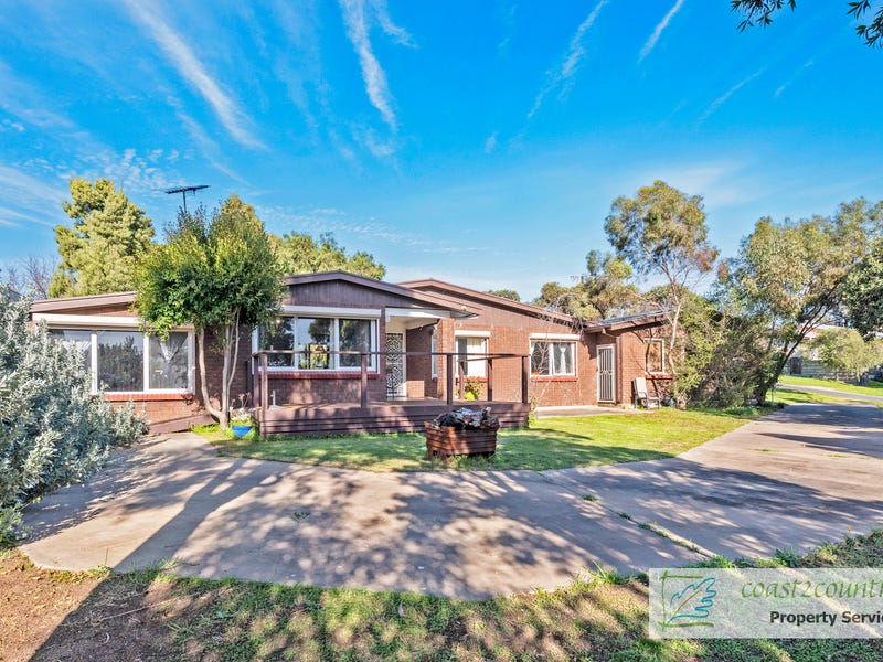 8 Yule Street, Meningie, SA 5264 Property Details