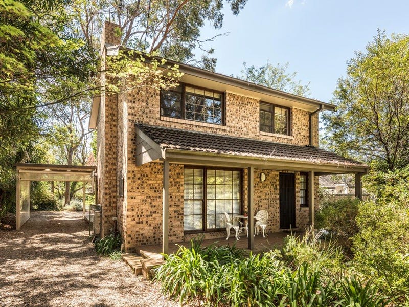 12 Renwick Drive, Balaclava, NSW 2575 Property Details