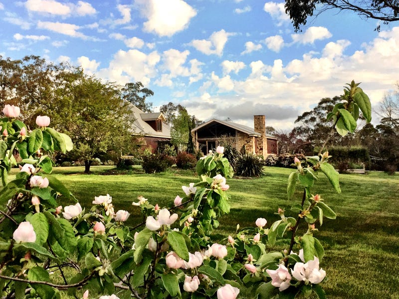 61 Waterfalls Road Mount Macedon Vic 3441 House for Sale 117789679