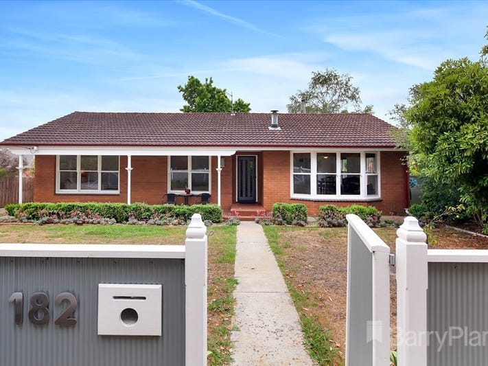 182 Ballarat Road, Creswick, VIC 3363