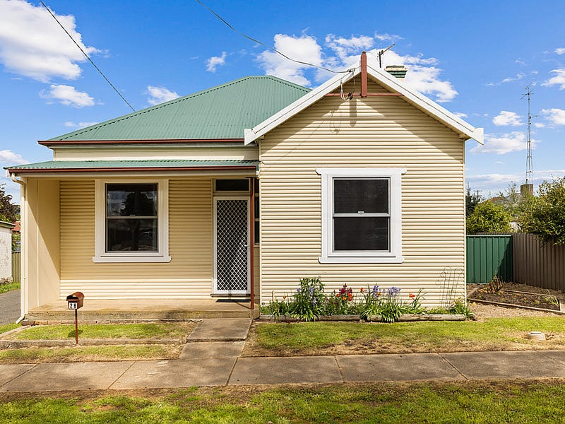 28 Colyer Street, Crookwell, NSW 2583 Property Details