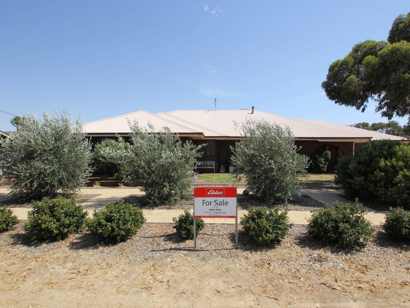 4 6 Cowan Way, Merredin, WA 6415 Property Details