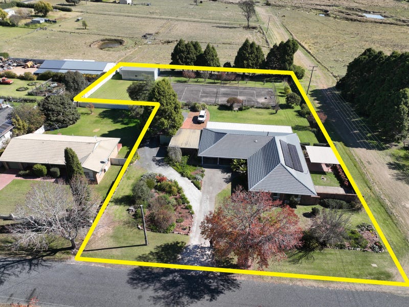 206 Pelham Street, Tenterfield, NSW 2372 House for Sale realestate