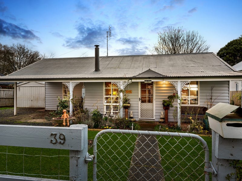 39 Cosmo Road, Trentham, Vic 3458 House for Sale