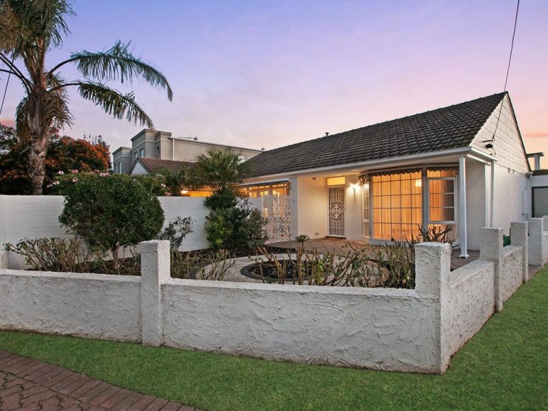 81 Wright Street, Henley Beach, SA 5022