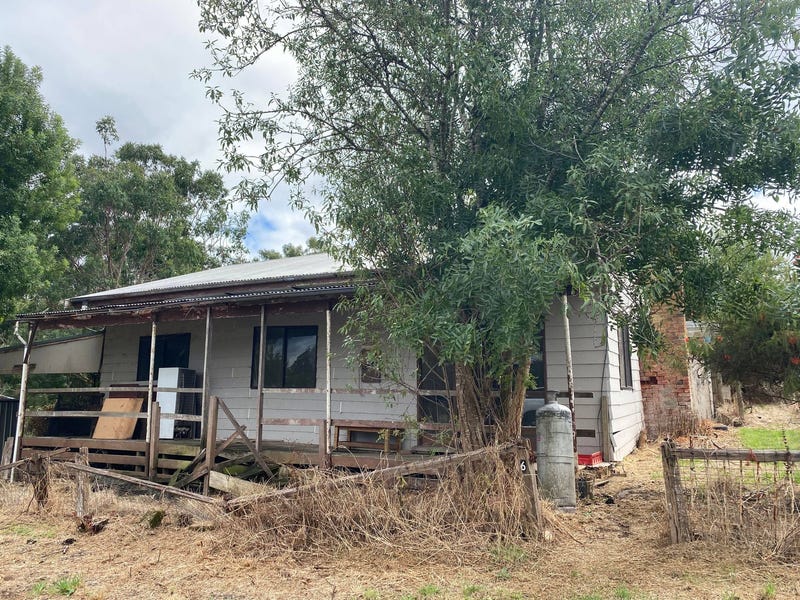 9 Campbell Street, Merino, Vic 3310 House for Sale