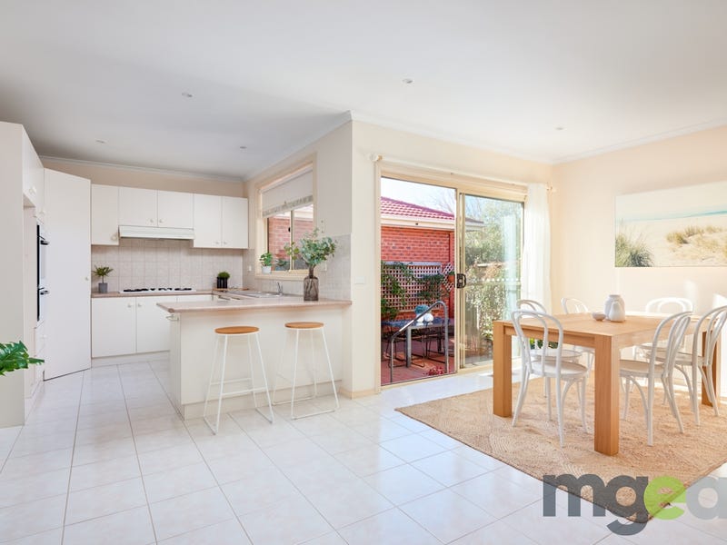 3/2 Tilley Street, Cheltenham, Vic 3192 Property Details