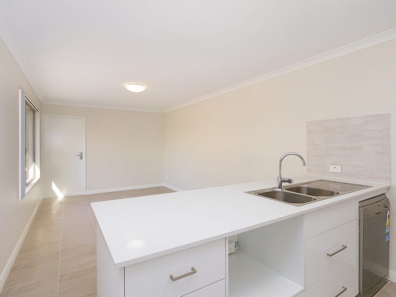 44 Lakefield Drive, Brabham, WA 6055