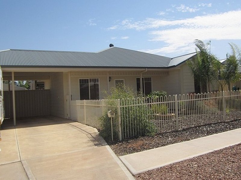27 Wattle Drive, Roxby Downs, SA 5725