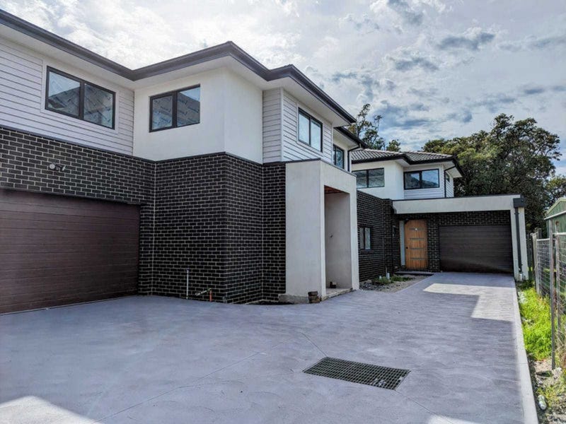 2/15 Lawson Crescent, Rosebud, Vic 3939 Townhouse for Sale