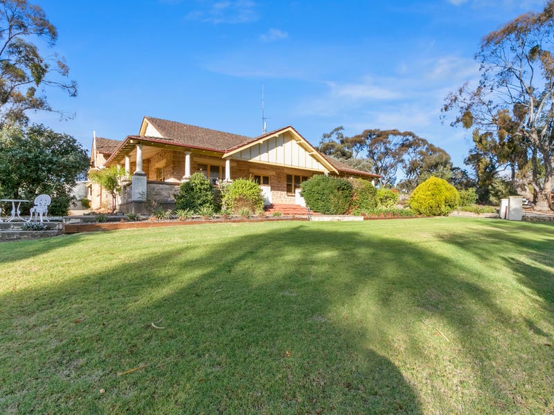 4 Hartley Road, Clare, SA 5453 Property Details