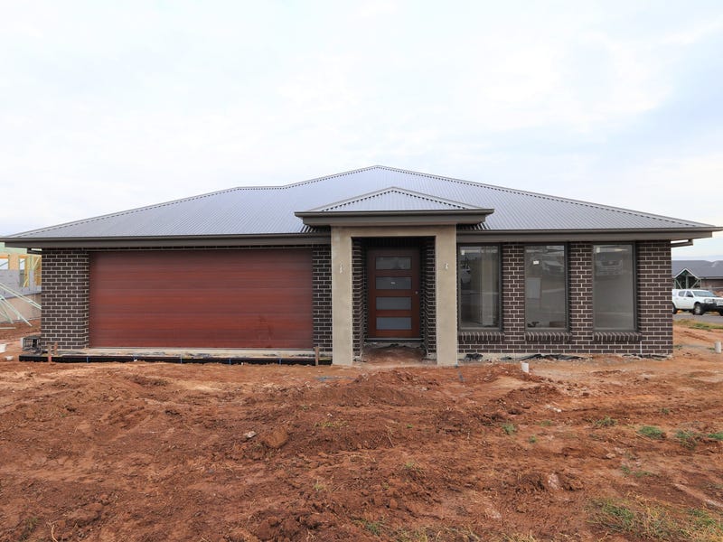 2 Percival Place, Kelso, NSW 2795 Property Details