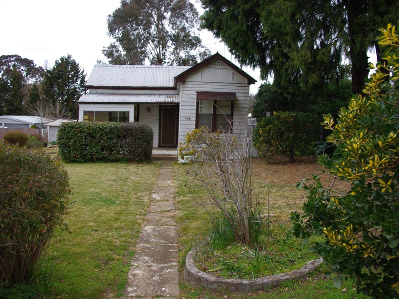 198 Addison Street, Goulburn, NSW 2580