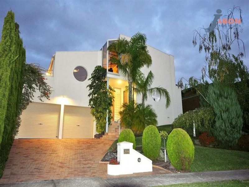 10 Glencara Close Westmeadows VIC 3049 Realestate au