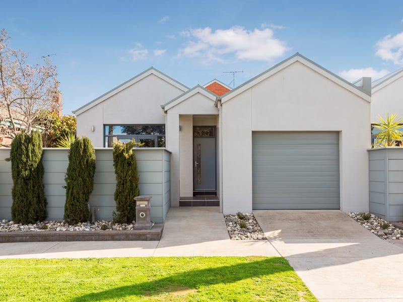 1/21 Myall Street, Bendigo, Vic 3550 House for Sale