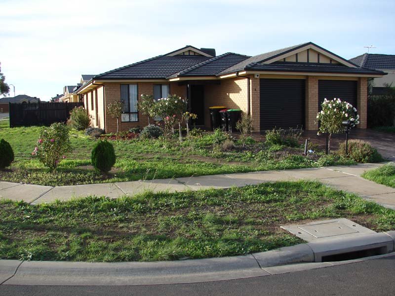 6 Loddon Drive, Taylors Hill, VIC 3037