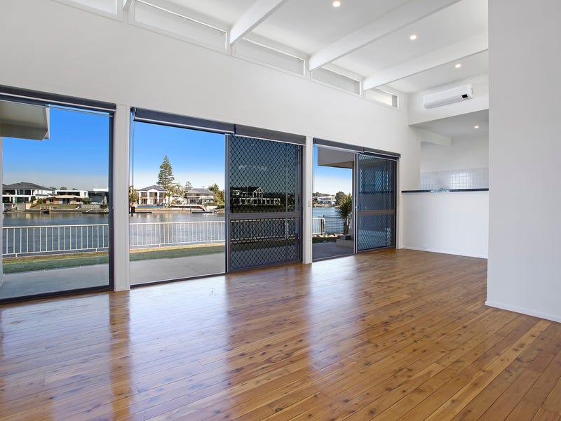 42 Sunset Boulevard, Surfers Paradise, QLD 4217