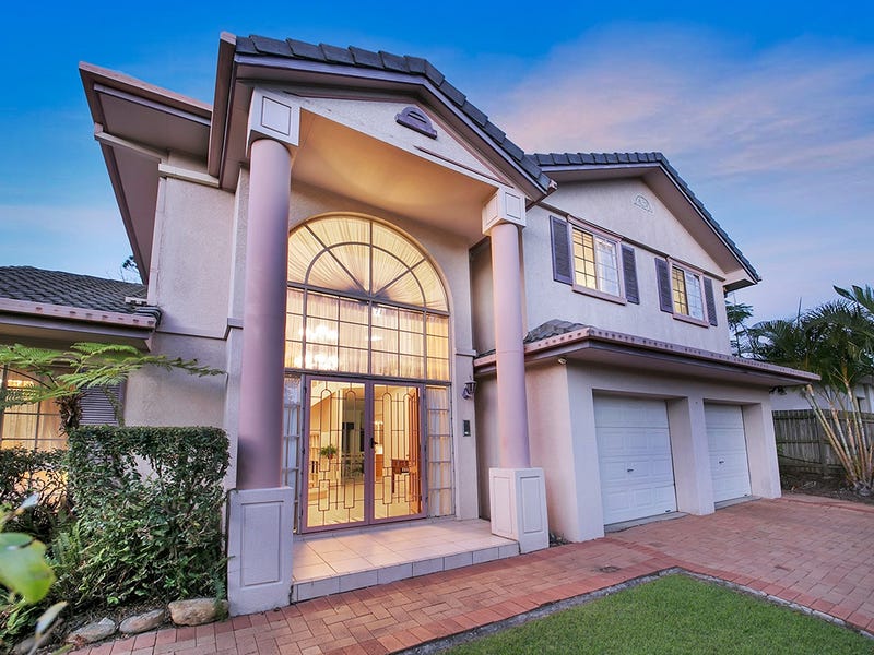 4 Michelangelo Crescent, MacKenzie, Qld 4156 Property Details