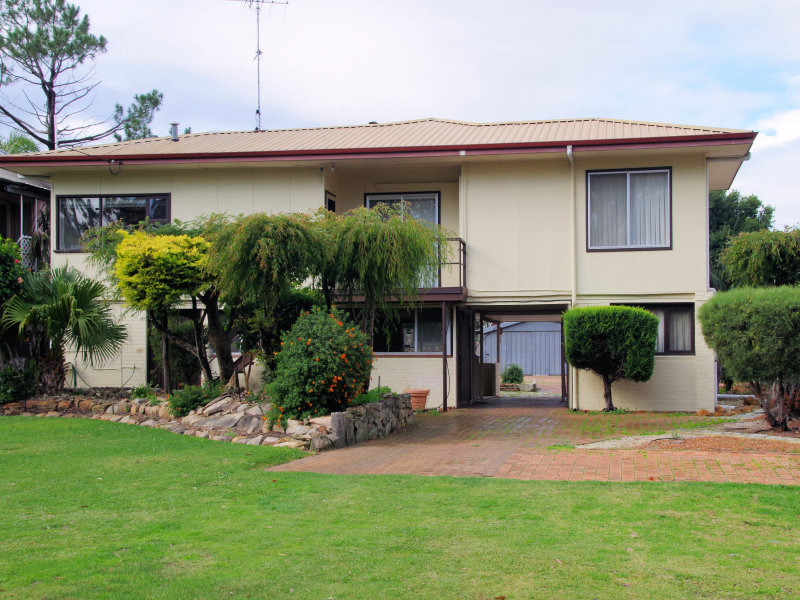 9 Ravenswood RD, Ravenswood, WA 6208 Property Details