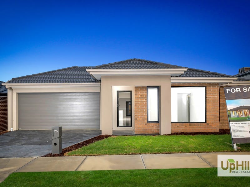 3 Bedroom Houses for Sale in Clyde North, VIC 3978