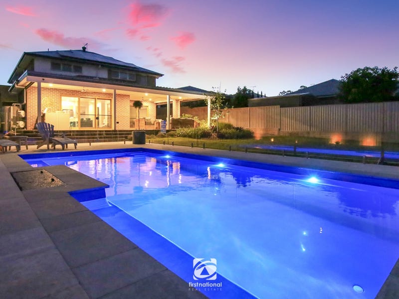 8 Castlemaine Circuit, Harrington Park, NSW 2567