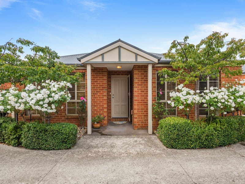 2/29 Murphy Street, Romsey, Vic 3434 Unit for Sale