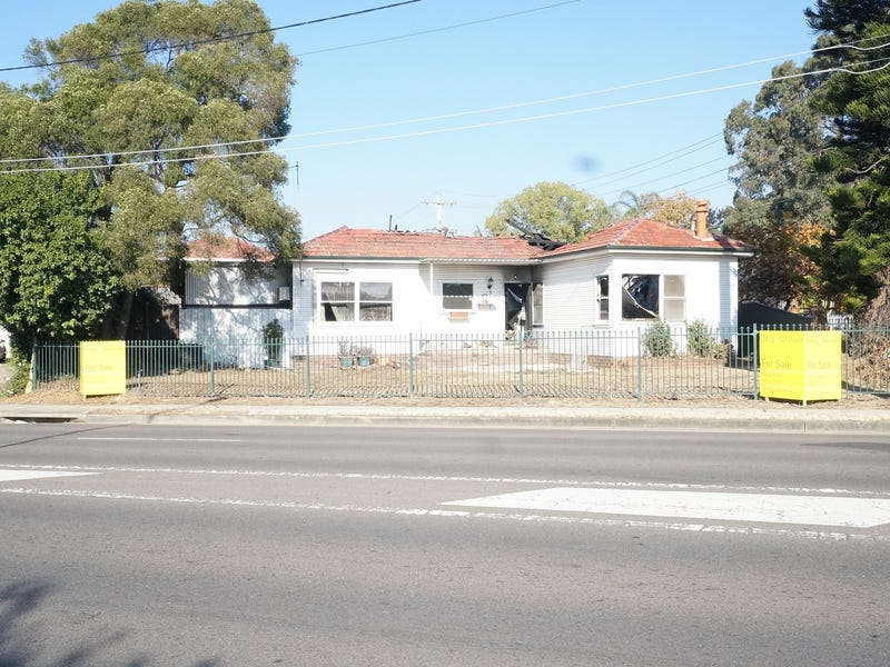 32 Cabramatta Rd East, Cabramatta, NSW 2166 Property Details