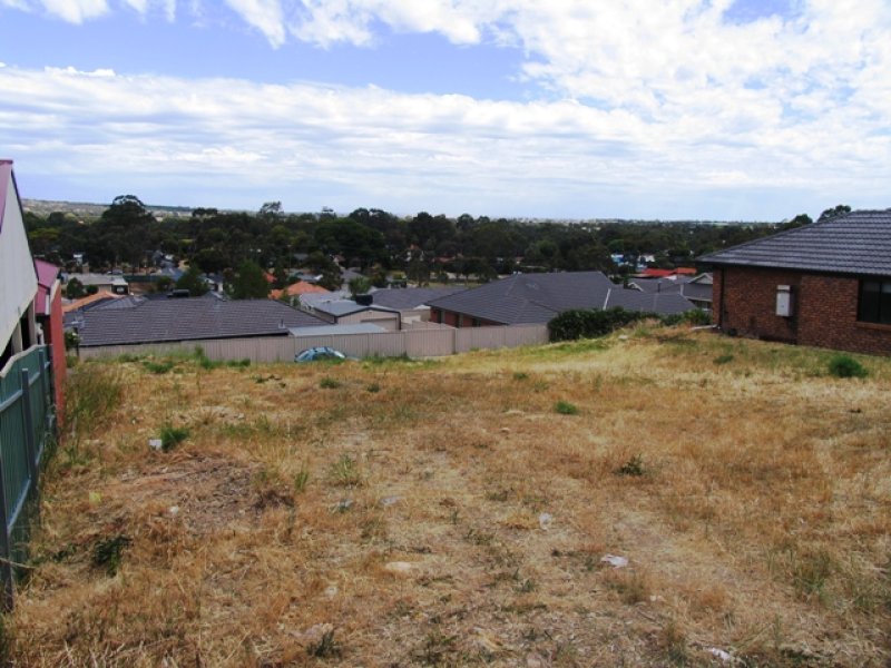 33 Merrivale Drive, Happy Valley, SA 5159