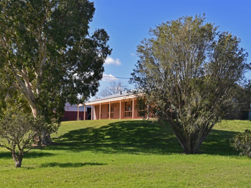 63 Roberts Creek Road, Woodford Island, NSW 2463