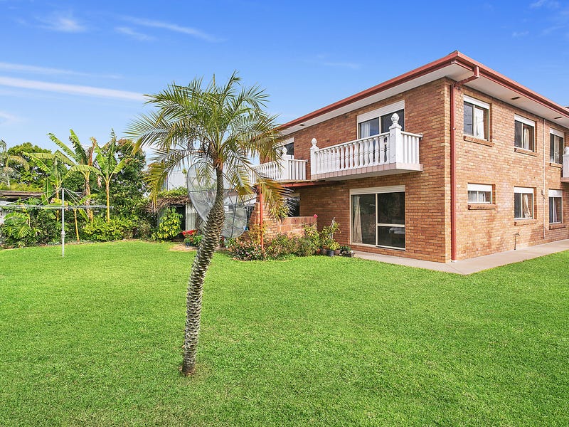 121 Albion Avenue, Miami, QLD 4220