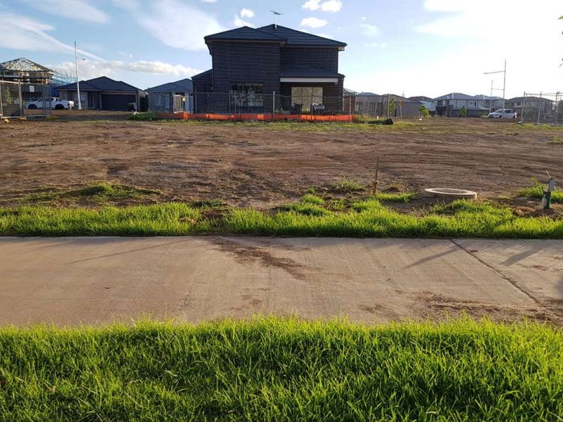 144 Willowdale Drive, Denham Court, NSW 2565