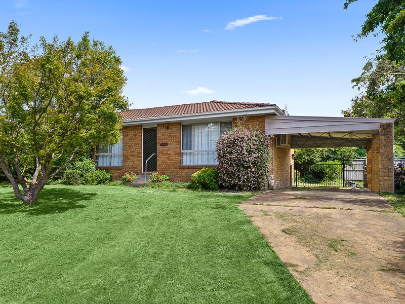 12A Merrett Drive, Moss Vale, NSW 2577