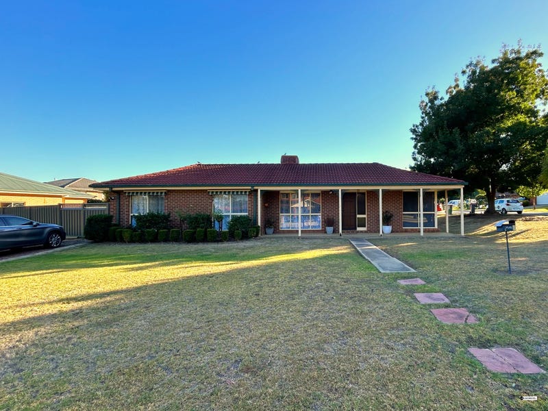 1 Denny Court, Thurgoona, NSW 2640 House for Rent