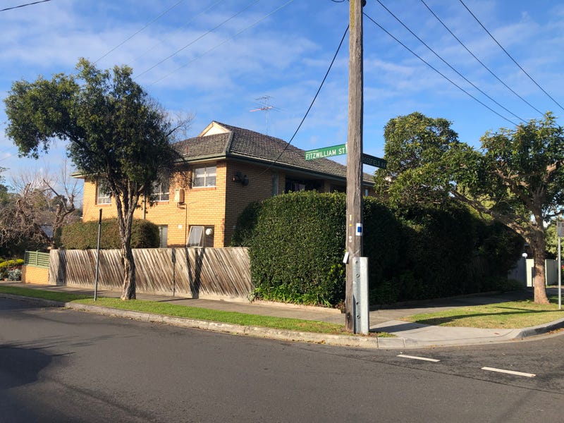 1/22 Rossfield Avenue, Kew, VIC 3101