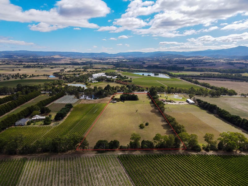 830832 Maroondah Highway, Coldstream, Vic 3770 Property Details