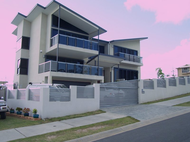 58 Midway Terrace, Pacific Pines, QLD 4211