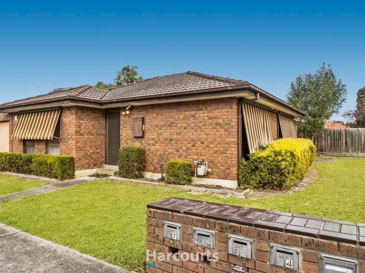 1/44 Childers Street, Cranbourne, Vic 3977 - Property Details