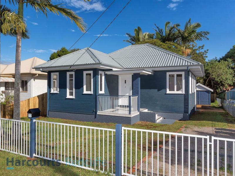 77 Victoria Avenue, Woody Point, QLD 4019