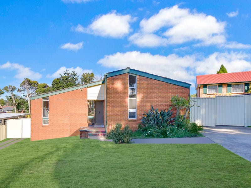 7 Kinross Place, St Andrews, NSW 2566