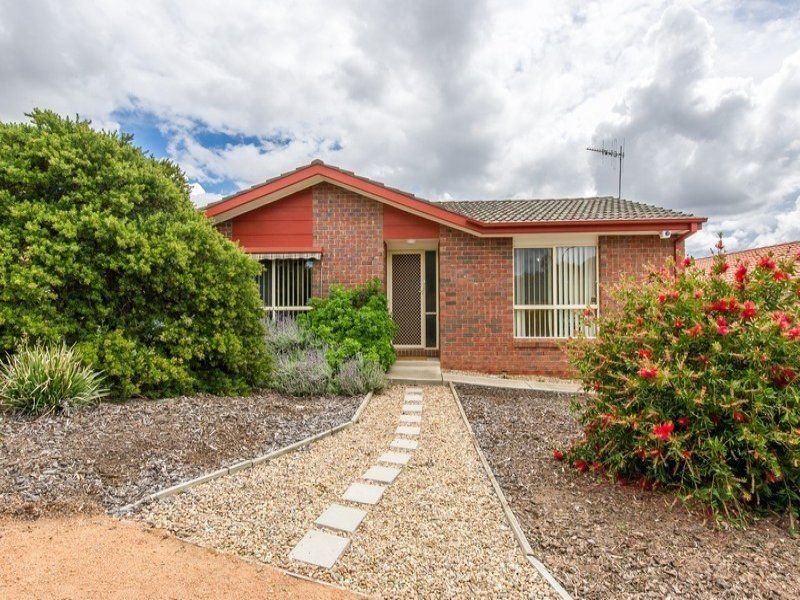 5 Leason Close, Dunlop, ACT 2615 Property Details
