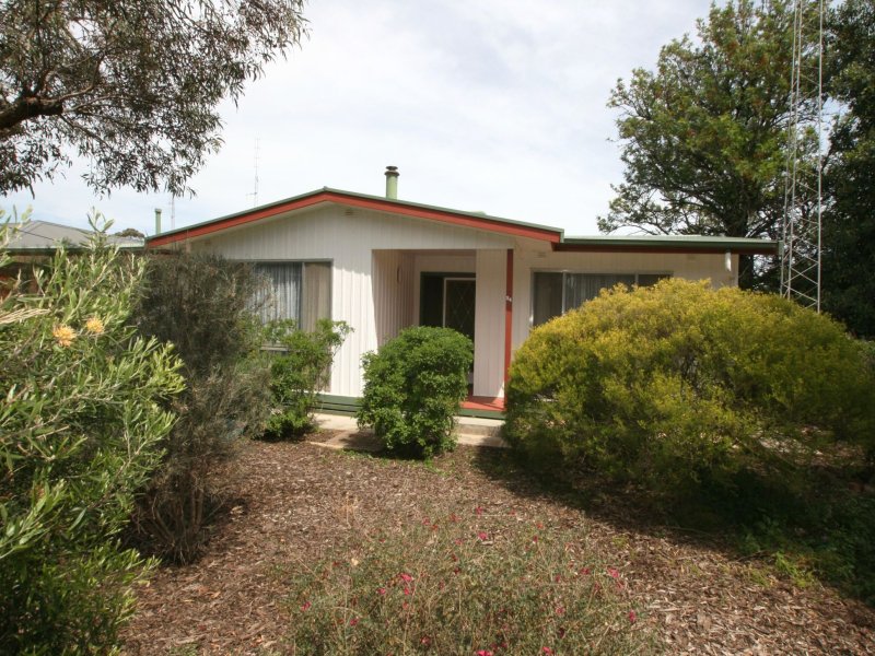 24 Drain Road, Kadina, SA 5554 Property Details
