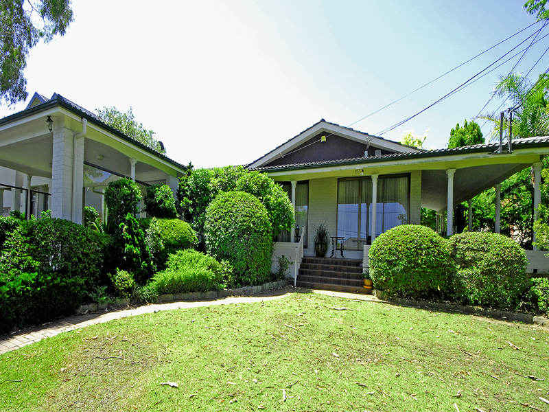 32 Hunter Avenue, St Ives, NSW 2075