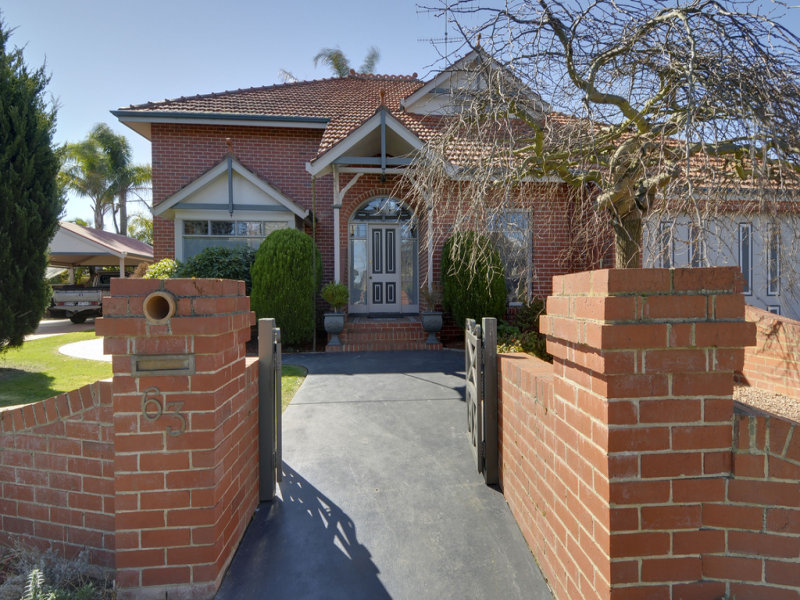 63 Sunderland Circuit, Traralgon, Vic 3844 Property Details