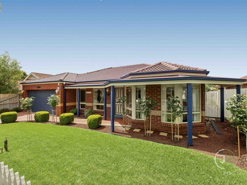 22 Brookland Greens Boulevard, Cranbourne, Vic 3977 Property Details