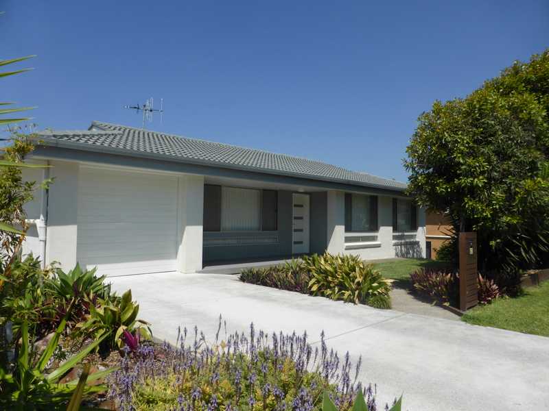 62 Underwood Road, Forster, NSW 2428 Property Details