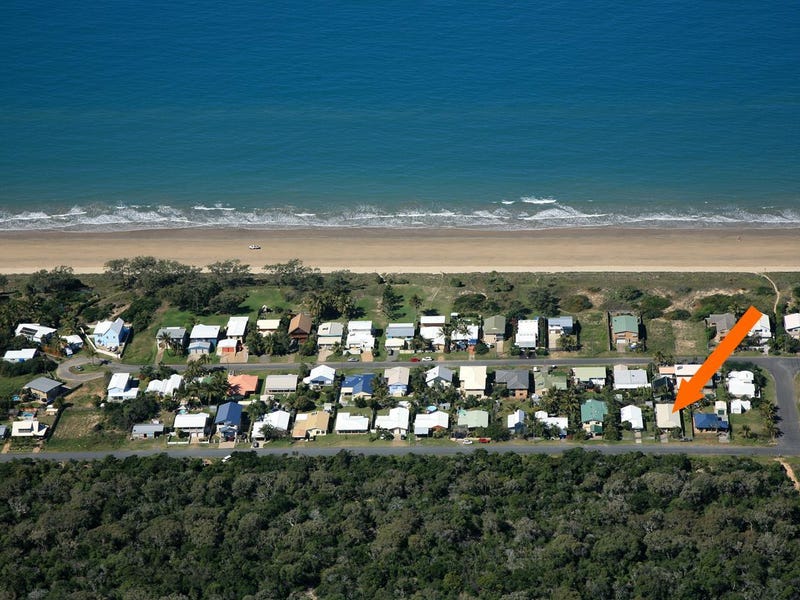 35 Mirrawena Avenue, Bangalee, QLD 4703