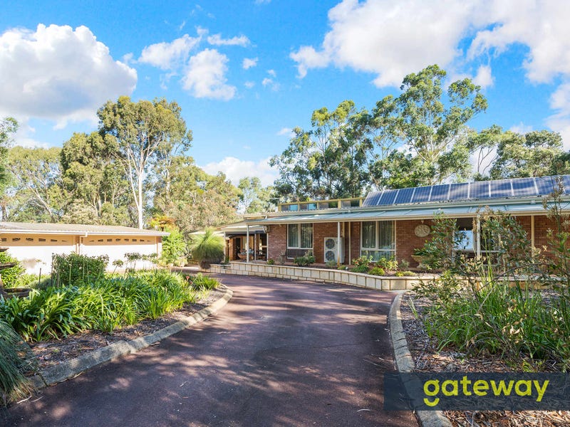 8 Glendale Crescent, Jandakot, WA 6164 Property Details