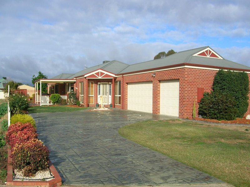 9 Luton Drive, Yarrawonga, VIC 3730