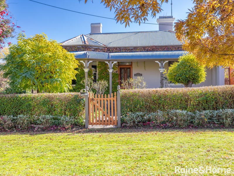 217 Peel Street, Bathurst, NSW 2795 Property Details